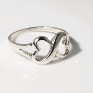 Infinity Hearts Ring in Sterling Silver Size 6